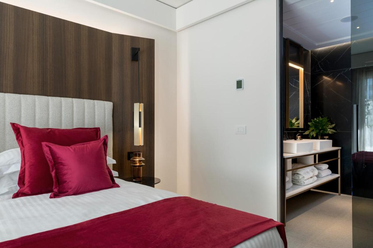 We Me Suite Hotel Riccione Exterior foto