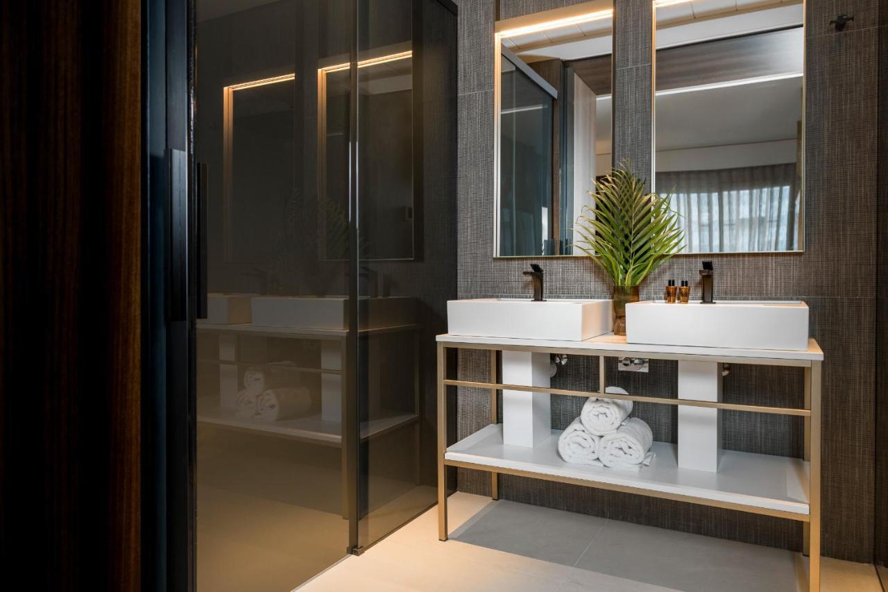 We Me Suite Hotel Riccione Exterior foto