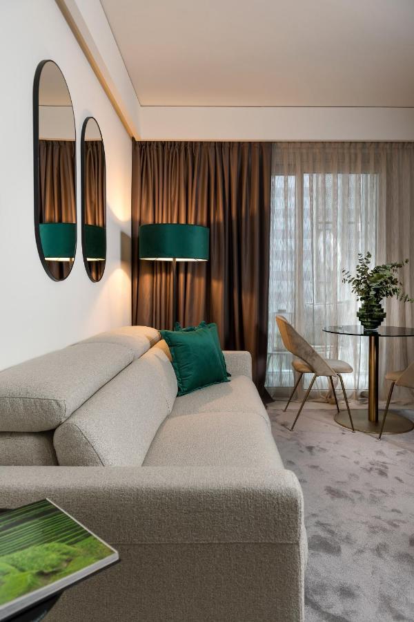 We Me Suite Hotel Riccione Exterior foto