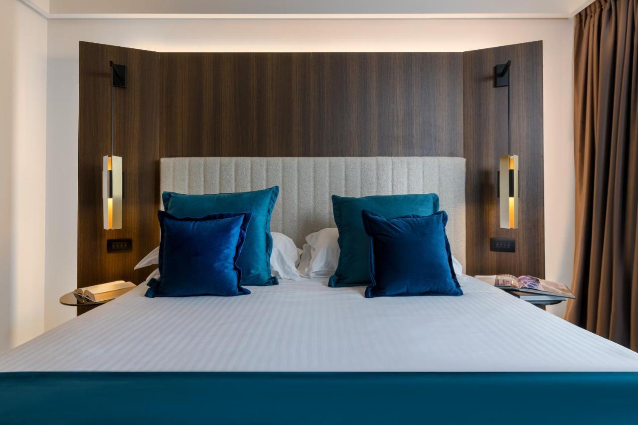 We Me Suite Hotel Riccione Exterior foto